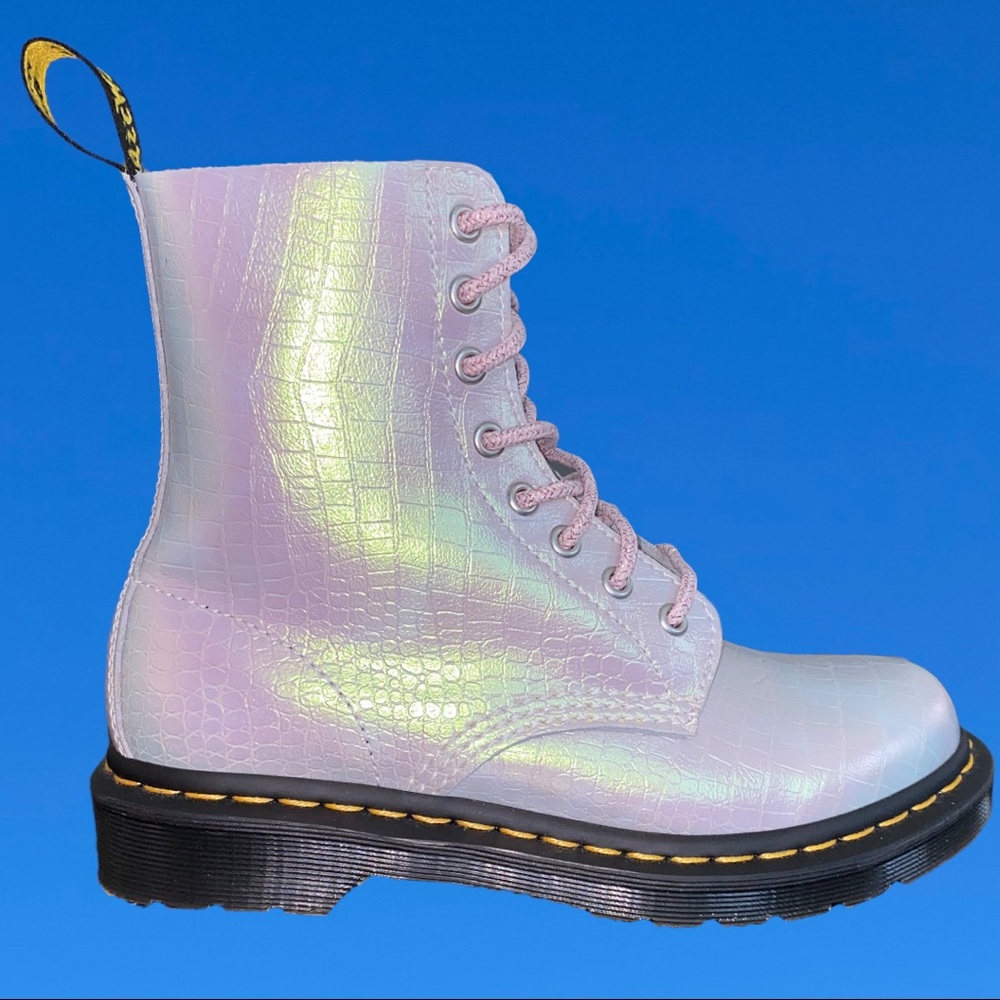 Dr Martens Pascal Pink Iridescent Metallic Crocodile Rare Leather Boots Size 7